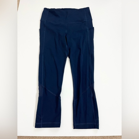 Lululemon Pace Rival High Rise Crop 22” Navy Size 6 - Picture 1 of 8